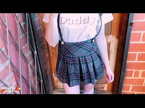 ❤️ Schoolgirl sucks a Dick go domhain agus fucks ionad ranganna. ☑  Fucking  uainn ga.mrvideospornogratis.ru